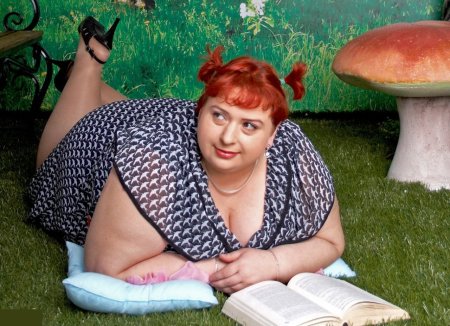 Толстая деревенская баба