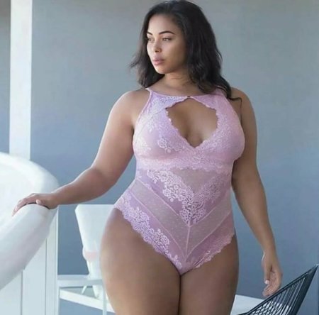 Tabria Majors модель Plus-Size