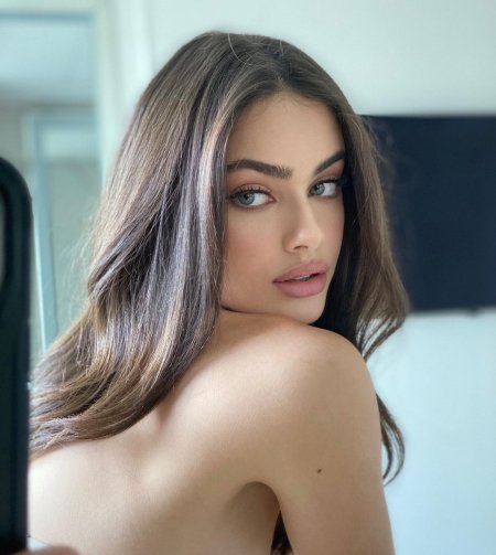 Израильтянка Яэль Шелбиа