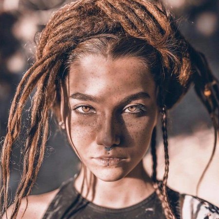 Необычные девушки