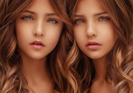 Лиа Клементс