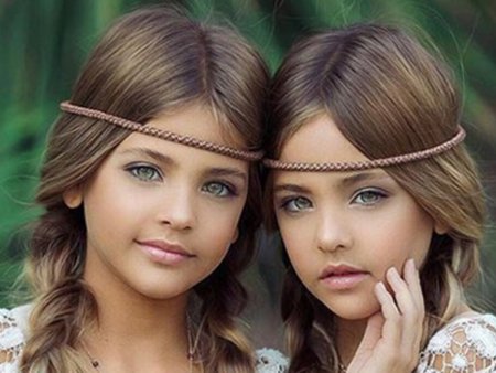 Лиа Клементс