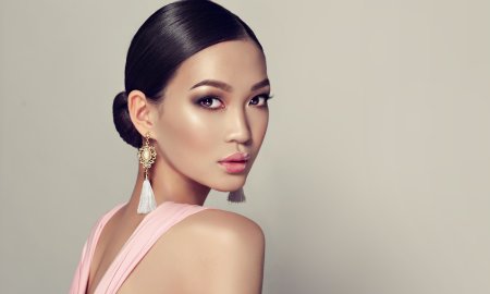 Девушка с красивым макияжем