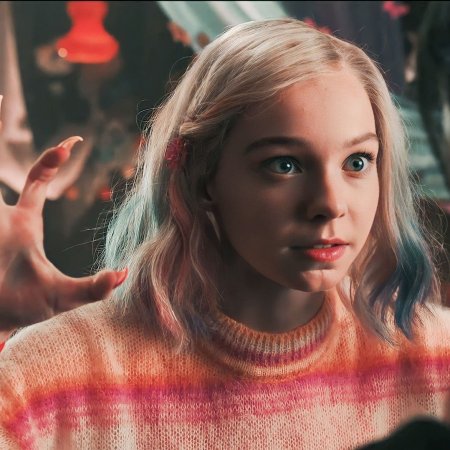 Уэнсдей сериал Энид оборотень