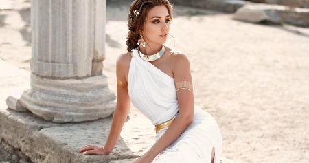 Красавицы Греции