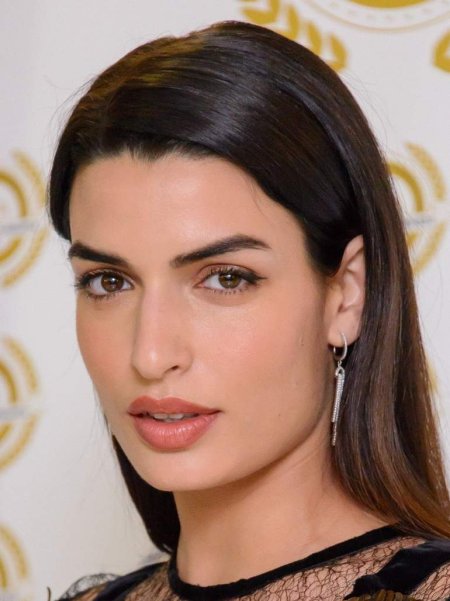 Андри КАРАТОНИ