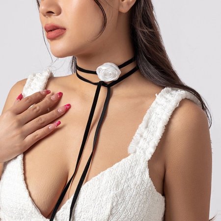 Чокер цветок украшение на шею