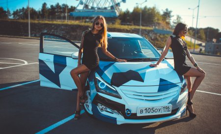 Девушки на солярисе