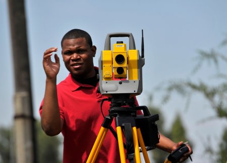 Геодезист в Африке