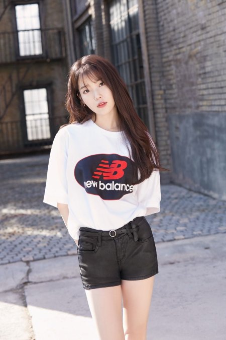 Lee Ji Eun шорты