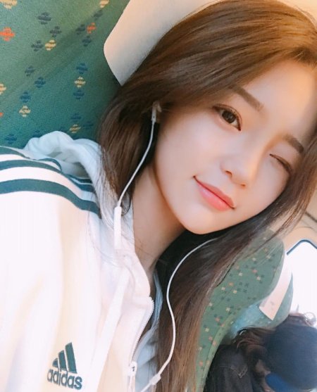 Ольджан Ким Дженни