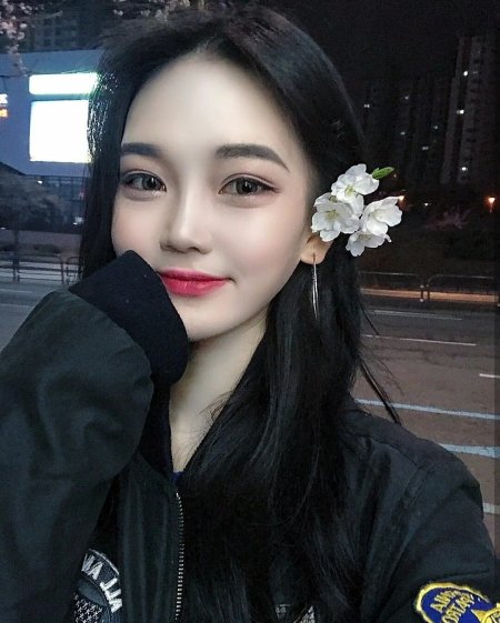 Ольджан Ким Дженни