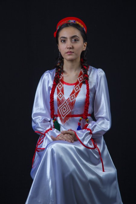 Памирка девушка