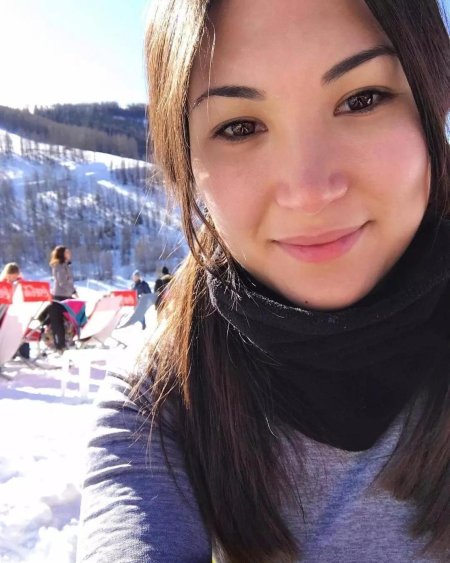 Казахстанские обычные девушки