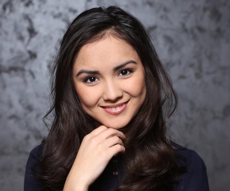 Алина Бодрова