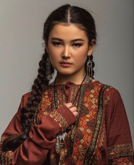 Uka певица из Монголии