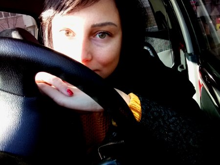 Девушка таксистка в Питере