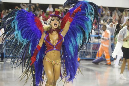 Бразилия карнавал женщины