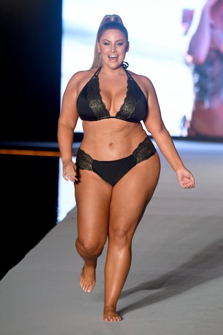 Эшли Черчилль Уильямс