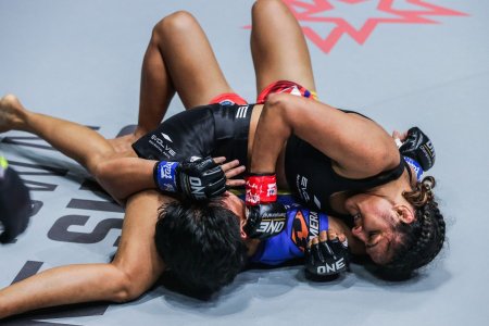 Пхогат боец