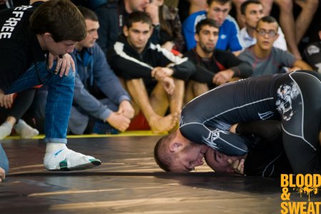 Гамид Хизриев грепплинг