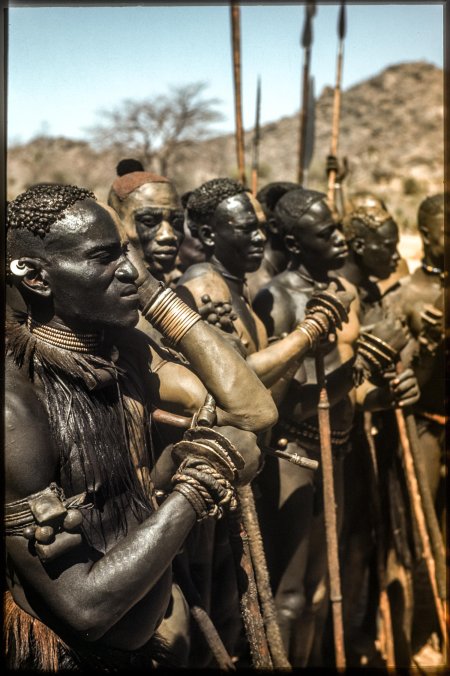 Рифеншталь нубийцы женщины