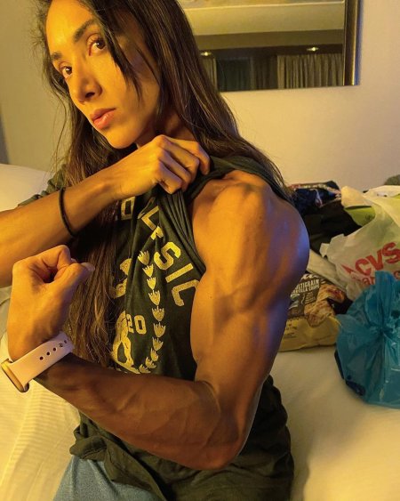 Фитоняшки Сандра Грахалес