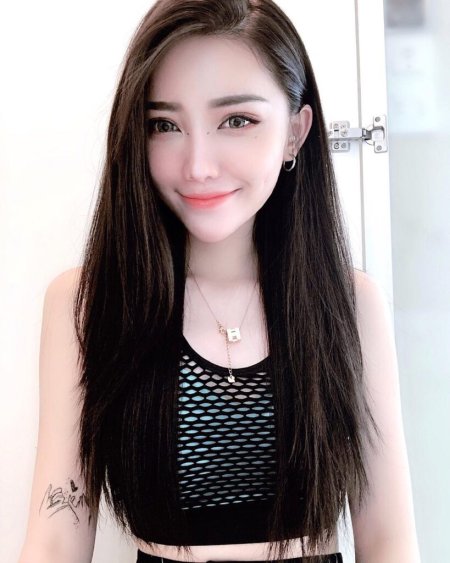 Малазийка девушка