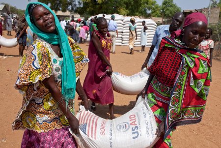 Южные суданские женщины
