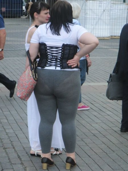 Жирные женщины влегесах