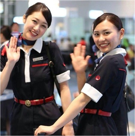 JAL стюардессы