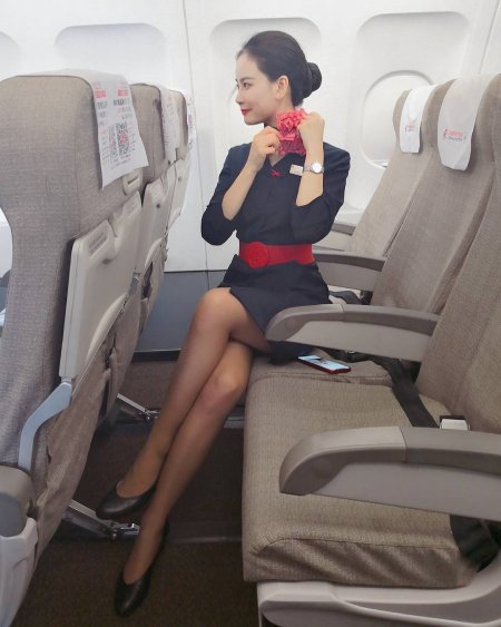 Ноги корейских стюардесс