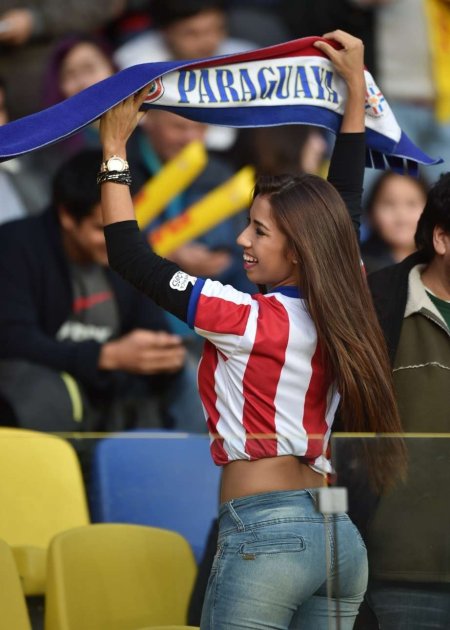 Болельщицы Парагвая