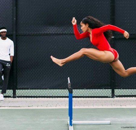 Спортсменка бег