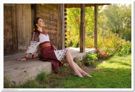 Девушка в деревенском стиле