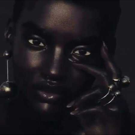 Шуду Грэм Инстаграм