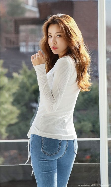 Кореянки в джинсах