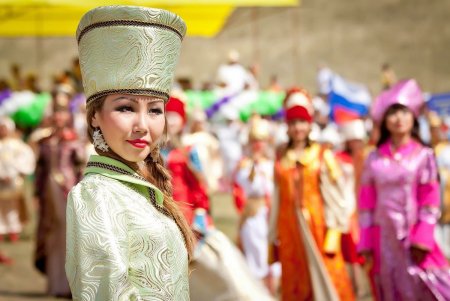 Национальные костюмы народов хакасов