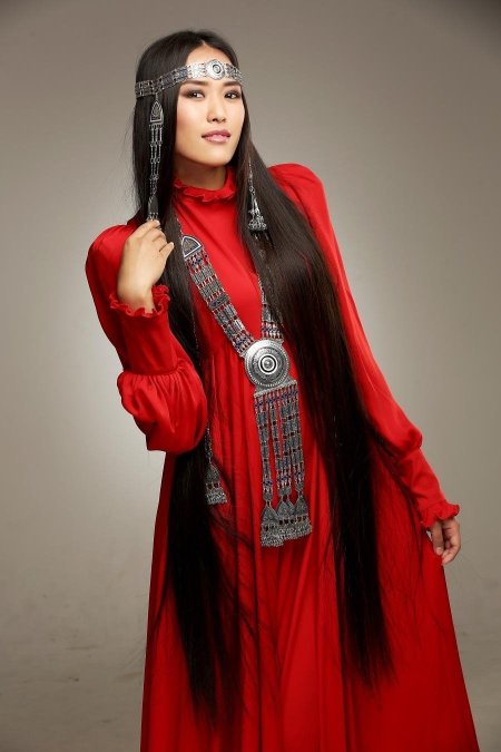 Современные якутские платья