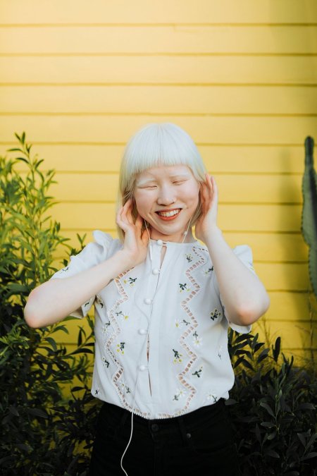 Азиатка альбинос