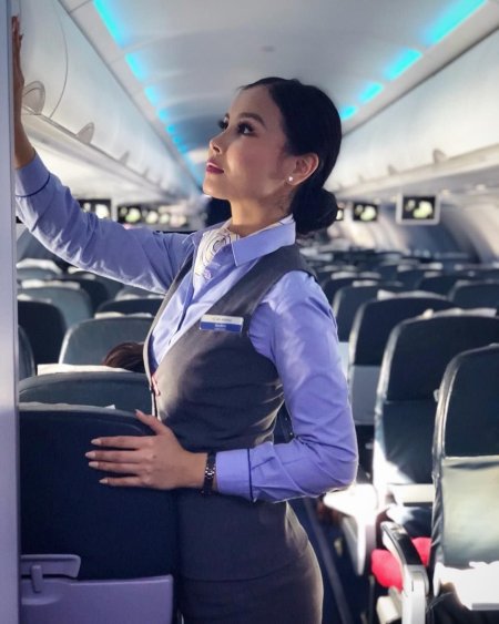 Эйр Астана стюардессы