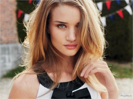 Роузи Хантингтон-Уайтли