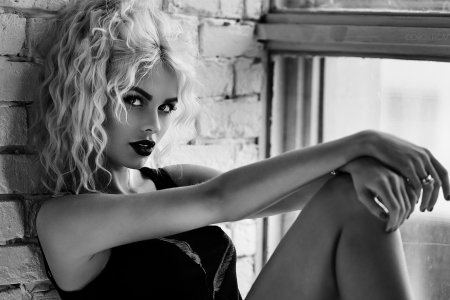 Роковые блондинки