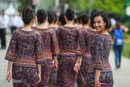 Сингапур женщины