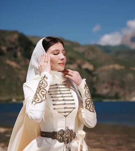 Лезгинка девушка внешность