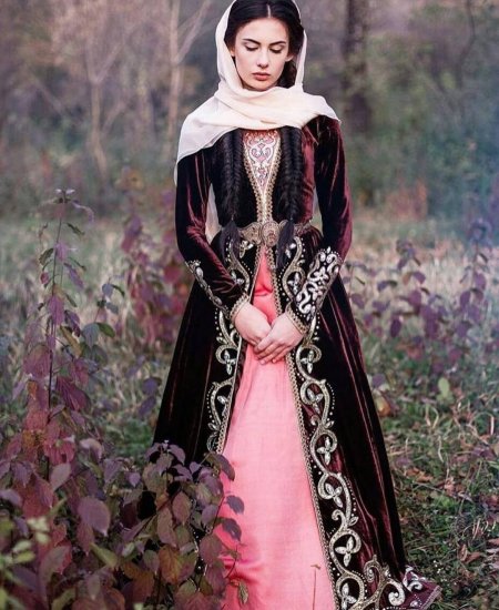 Национальное платье карачаевцев