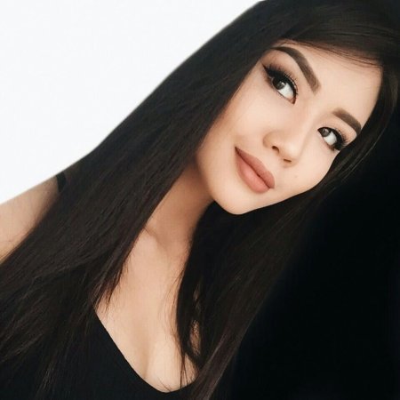 Айжан Асемова мейкап