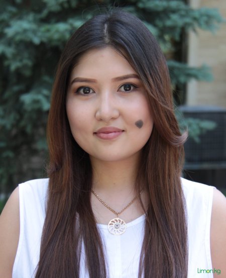 Девушки киргизки