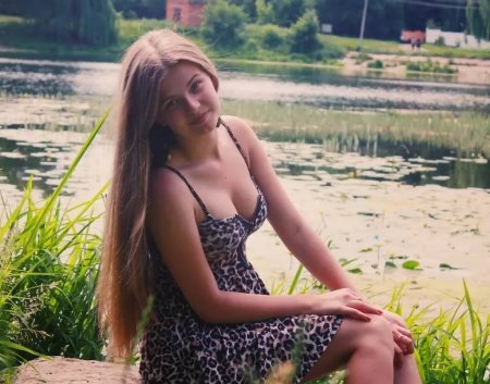 Обычные домашние девушки