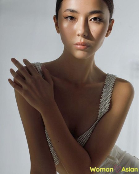 Монгольские девушки